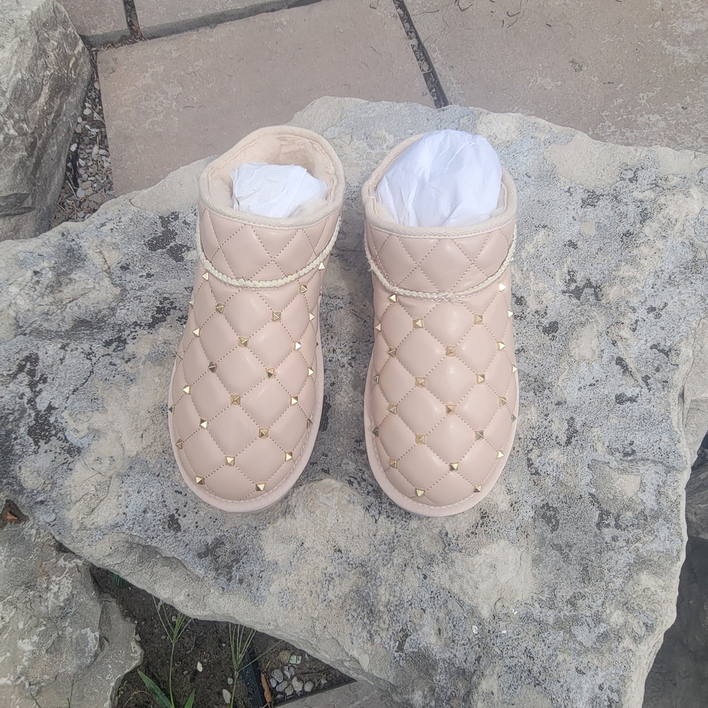 Aldo Quilted Cream Slippers
